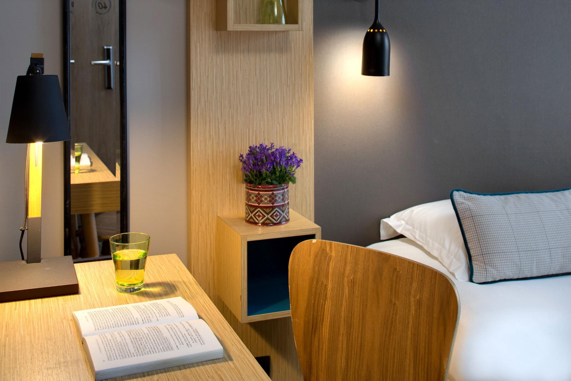 Chouette Hotel Paris Exterior foto